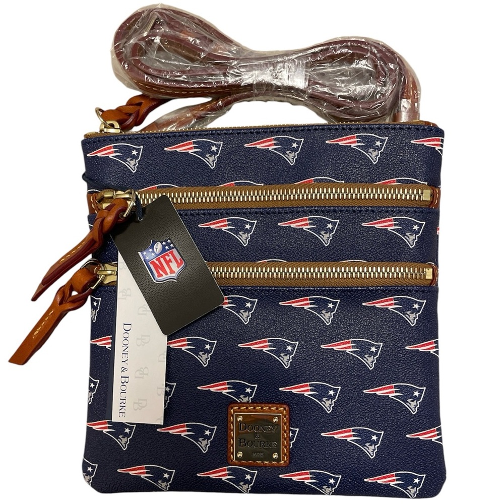 Dooney & Bourke New England Patriots Small Crossbody Handbag Purse NWT